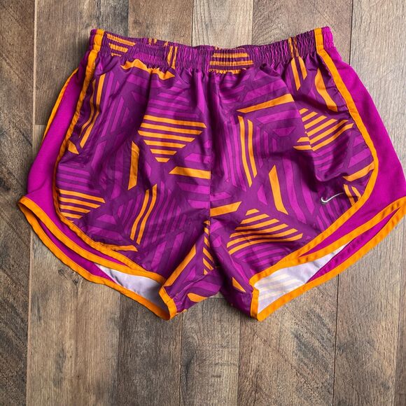 Nike Shorts Women's Size Small Purple Athletic Running Fitness Training 2613 - Picture 1 of 12